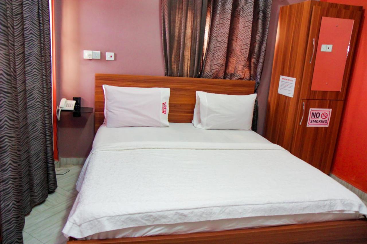 Hilton View Hotel Ogbodjo Zewnętrze zdjęcie