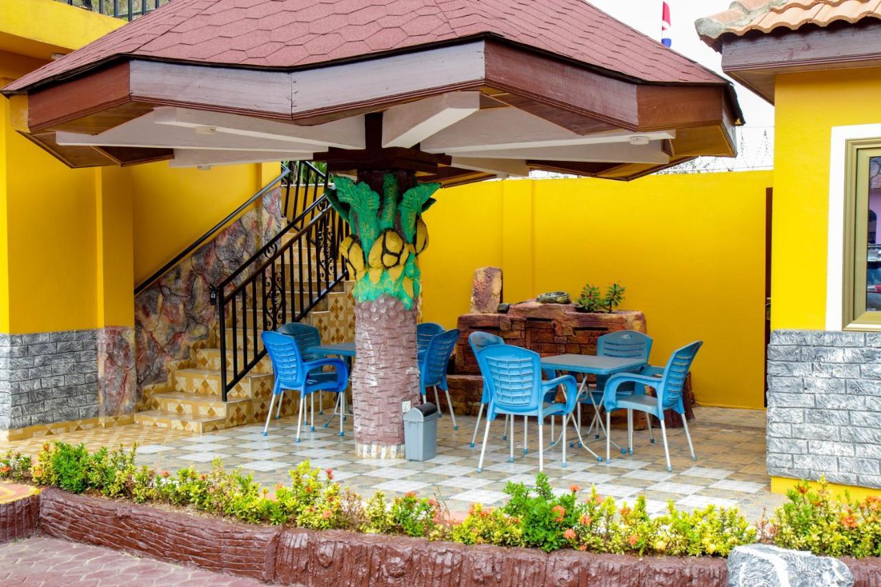 Hilton View Hotel Ogbodjo Zewnętrze zdjęcie