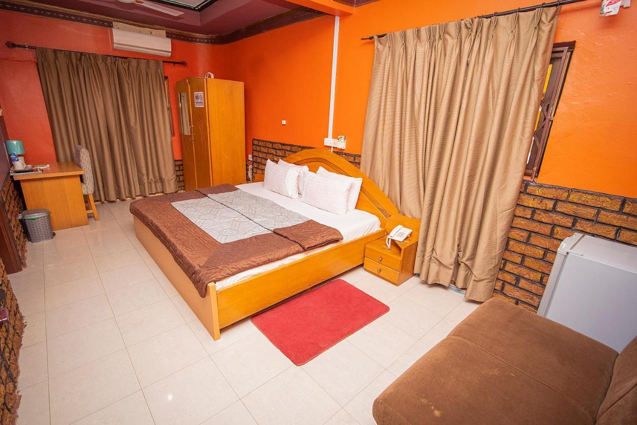 Hilton View Hotel Ogbodjo Zewnętrze zdjęcie