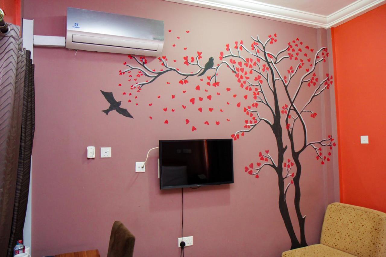 Hilton View Hotel Ogbodjo Zewnętrze zdjęcie