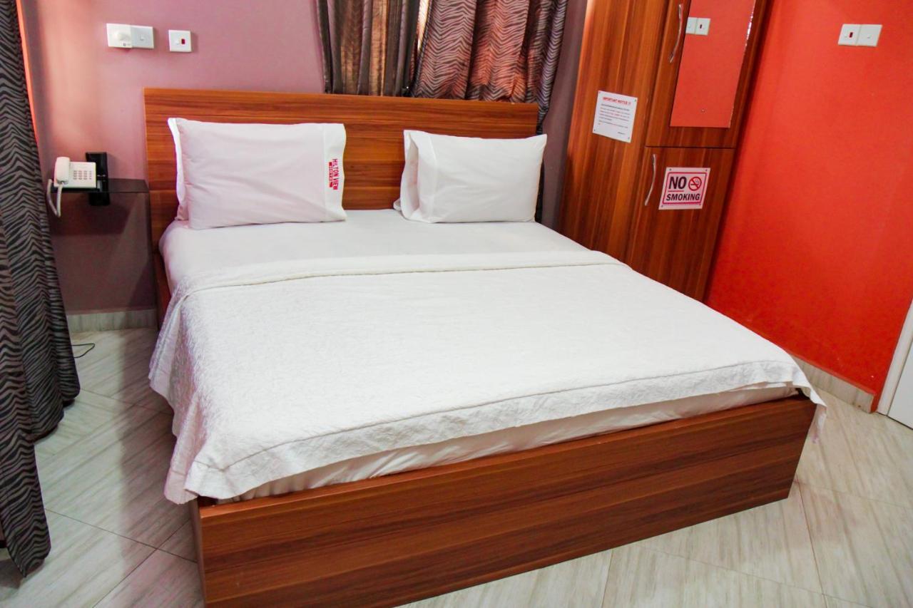 Hilton View Hotel Ogbodjo Zewnętrze zdjęcie