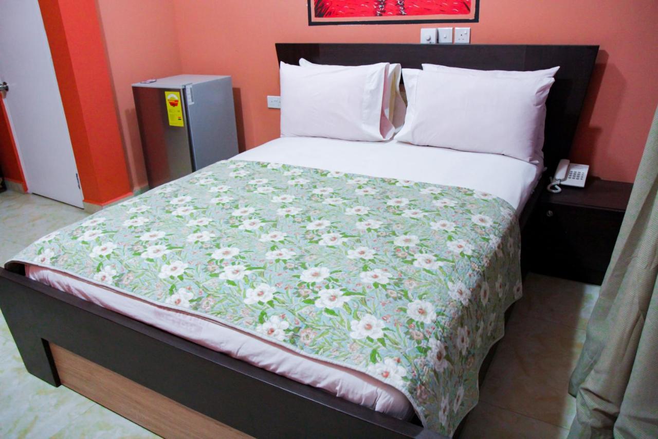 Hilton View Hotel Ogbodjo Zewnętrze zdjęcie