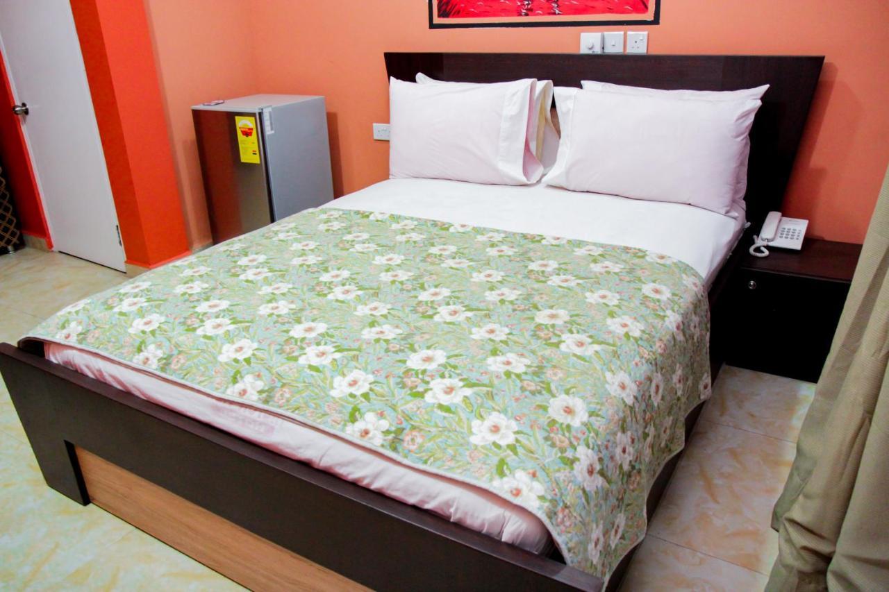 Hilton View Hotel Ogbodjo Zewnętrze zdjęcie